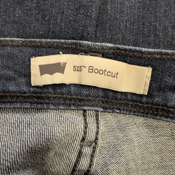 Levi's 515 Women's Bootcut Jeans Size 30x32 (10) - Picture 6 of 9